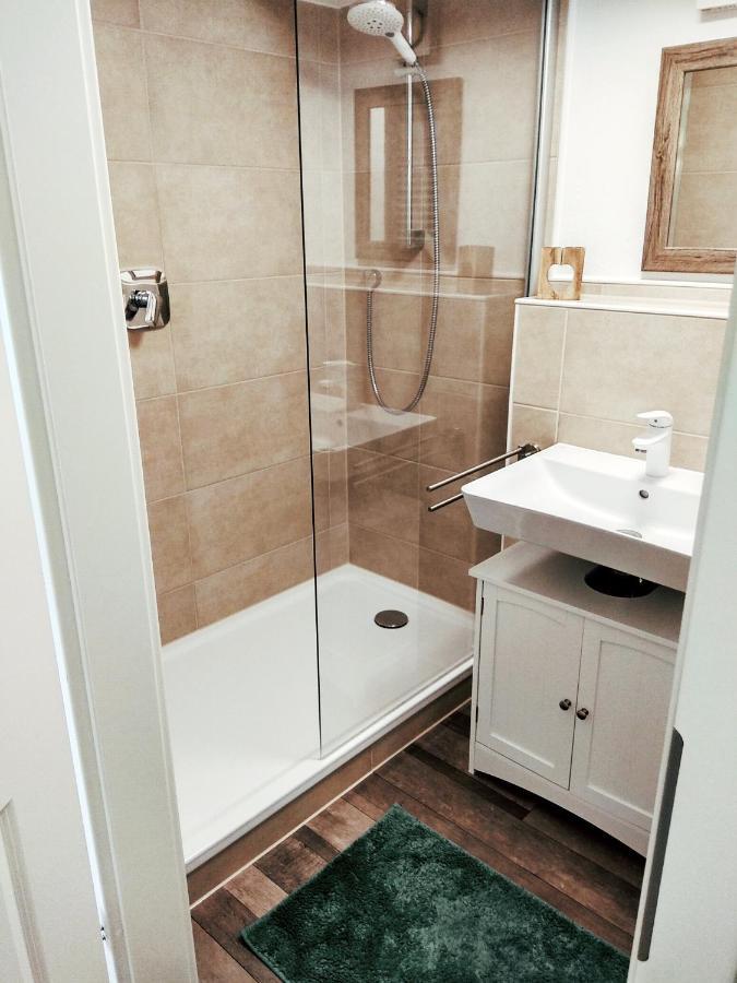 Apartamento Casa Schneider - Urlaub An Der Mittelmosel Enkirch Exterior foto